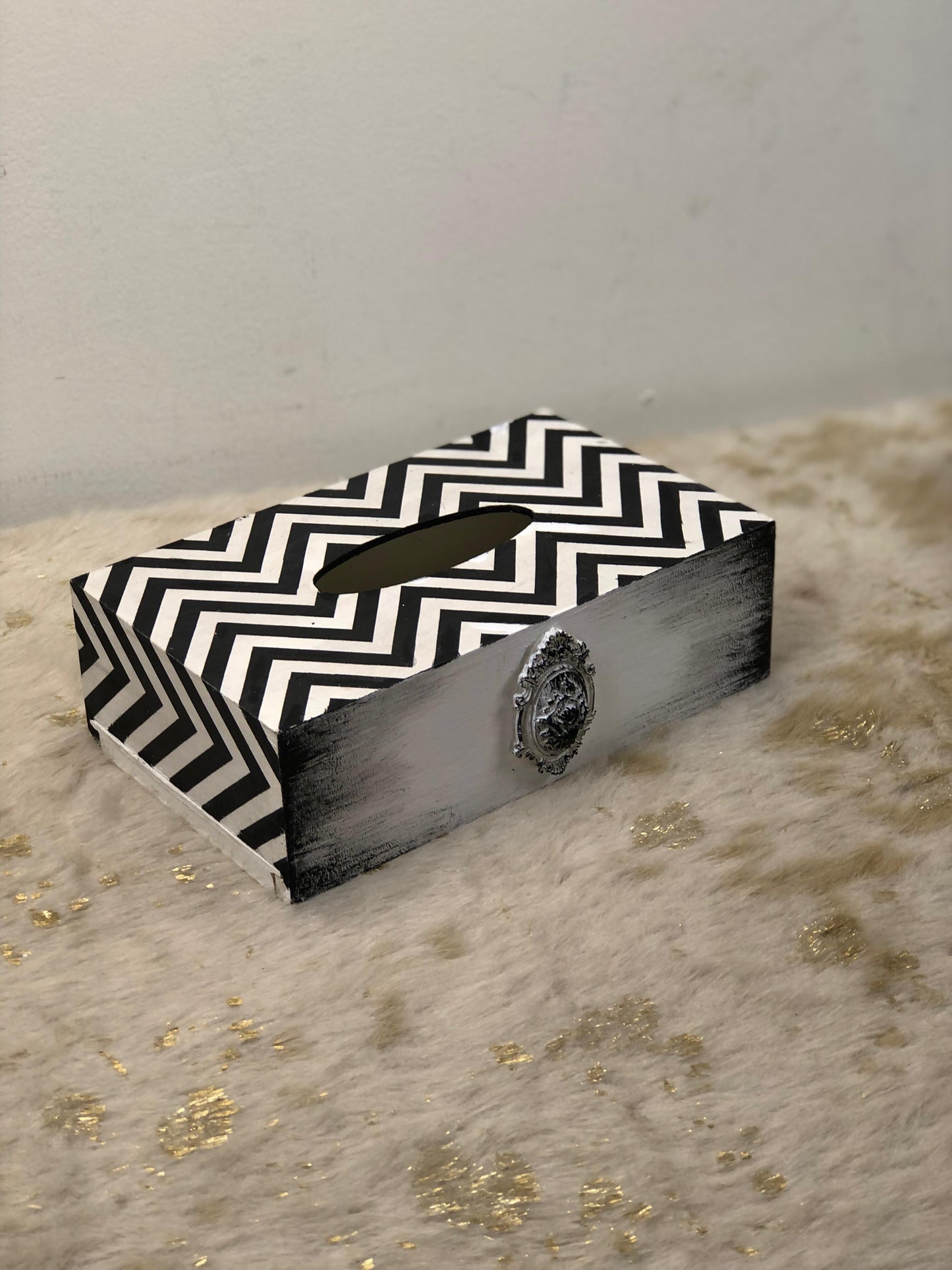 Hand-Painted Wooden Tissue Box - Modern Chevron & Medallion