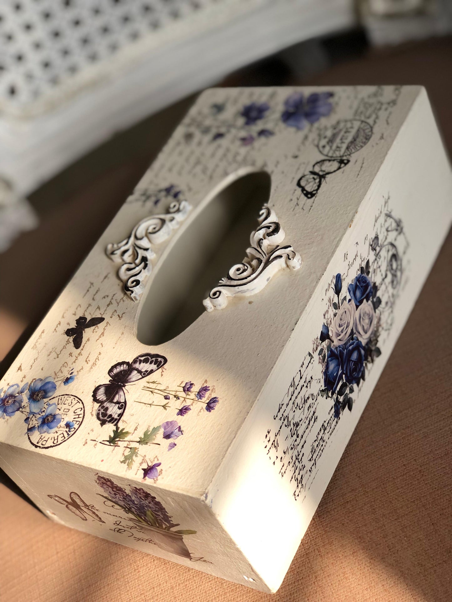 Hand-Painted Wooden Tissue Box - Vintage Violet Butterfly