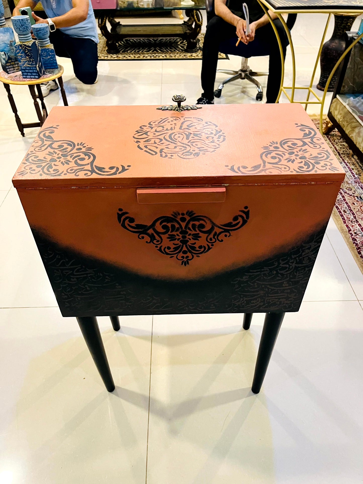 Handmade Prayer Stand - With Brown Mosque Art