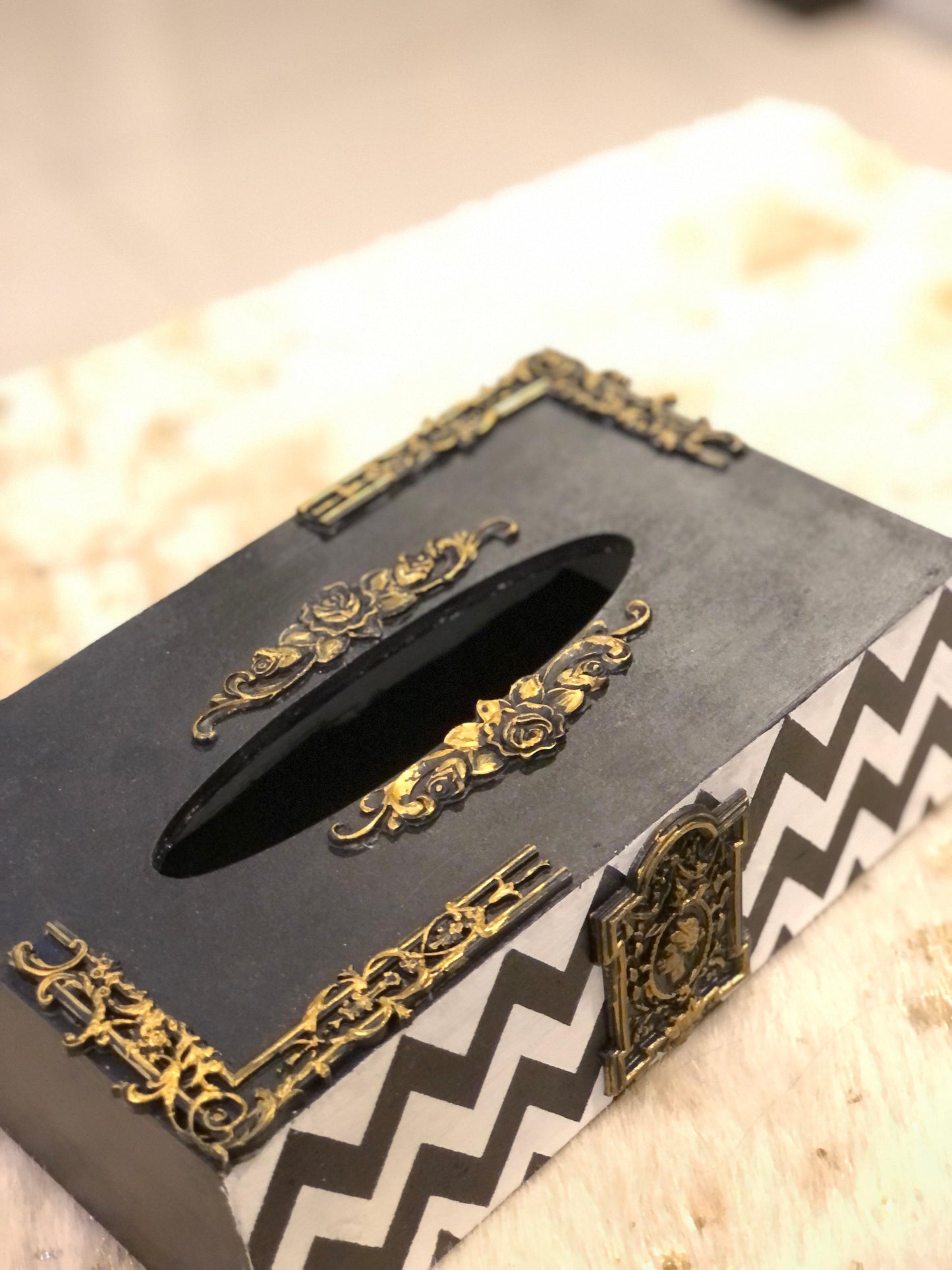 Handcrafted Wooden Tissue Box – Black with White Zigzag & Calligraphy Border