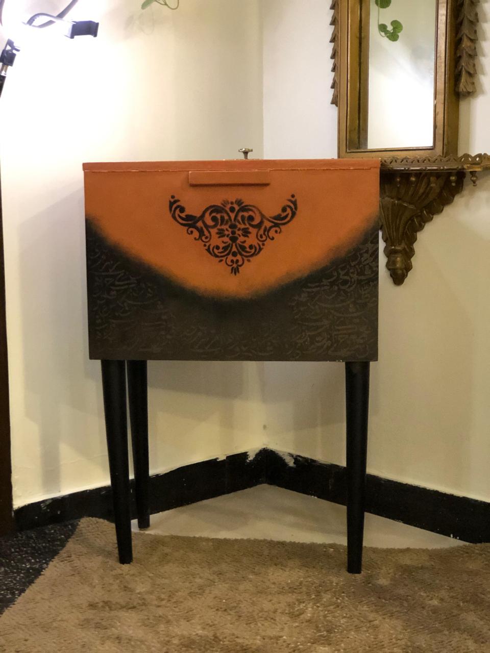 Handmade Prayer Stand - With Brown Mosque Art