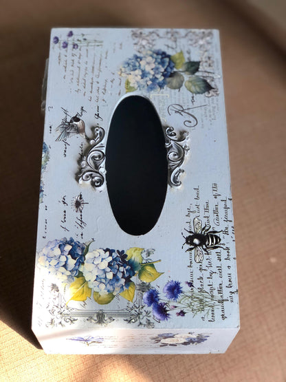 Hand-Painted Wooden Tissue Box - Vintage Blue Hydrangea