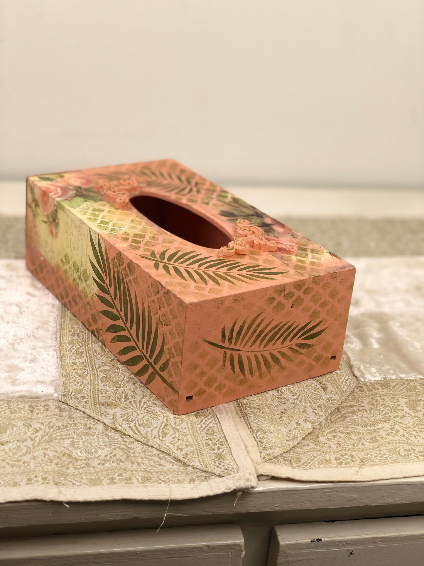 Hand-Painted Wooden Tissue Box - Tropical Coral Palm Leaf