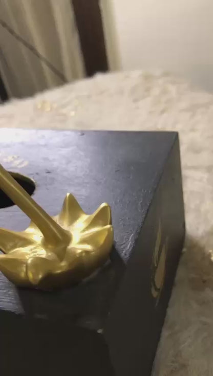 Tissue box - With Floating Cup